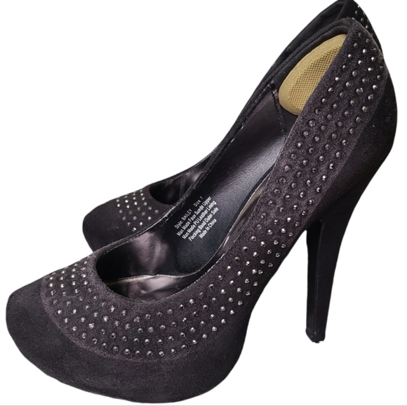 Weat Seal Bailey Heels - Picture 3 of 3